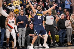 爱游戏娱乐平台 -关于穆雷连续十场比赛得分超过战术调整，美国队挑战极限！的信息